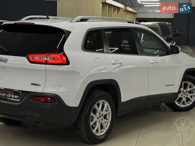 Позашляховик / Кросовер Jeep Cherokee 2017 в Миколаєві фото 9 Позашляховик / Кросовер Jeep Cherokee 2017 в Миколаєві