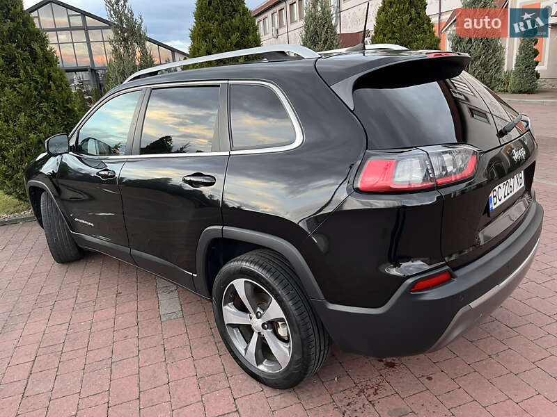 Внедорожник / Кроссовер Jeep Cherokee 2019 в Львове