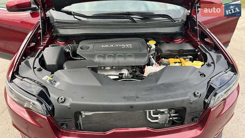 Внедорожник / Кроссовер Jeep Cherokee 2019 в Полтаве