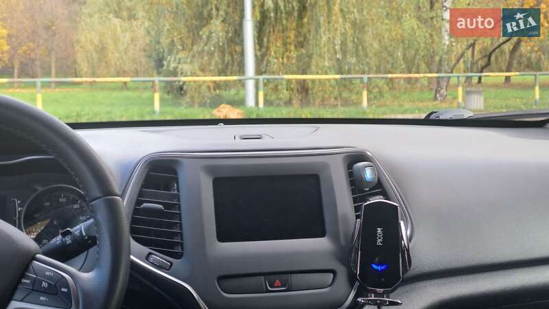 Внедорожник / Кроссовер Jeep Cherokee 2018 в Ровно фото 25 Внедорожник / Кроссовер Jeep Cherokee 2018 в Ровно