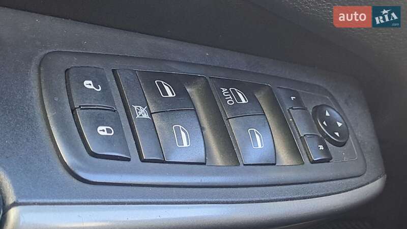 Внедорожник / Кроссовер Jeep Cherokee 2018 в Ровно фото 30 Внедорожник / Кроссовер Jeep Cherokee 2018 в Ровно