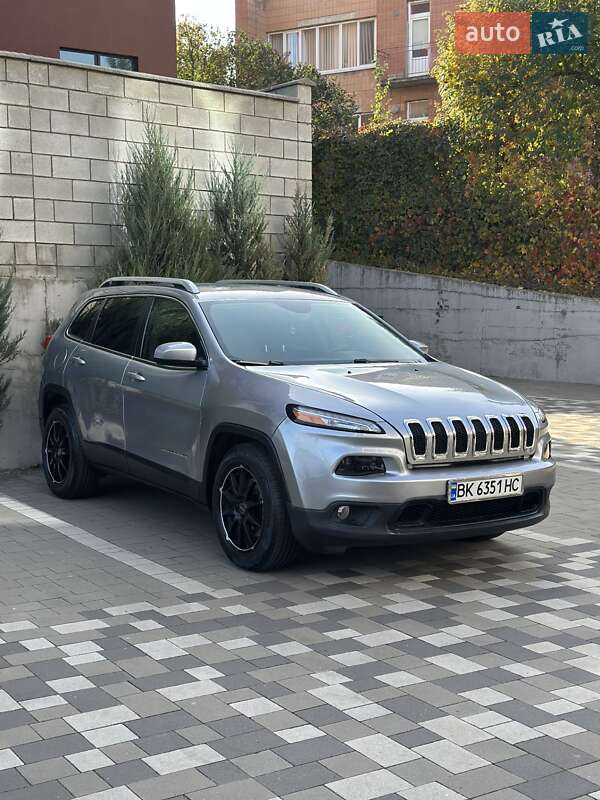 Позашляховик / Кросовер Jeep Cherokee 2015 в Рівному фото 11 Позашляховик / Кросовер Jeep Cherokee 2015 в Рівному