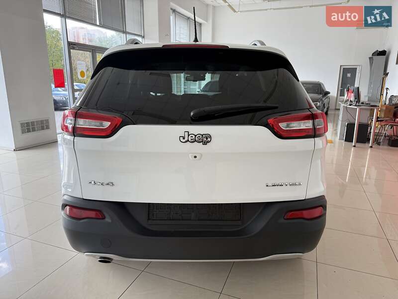 Внедорожник / Кроссовер Jeep Cherokee 2015 в Черновцах фото 27 Внедорожник / Кроссовер Jeep Cherokee 2015 в Черновцах