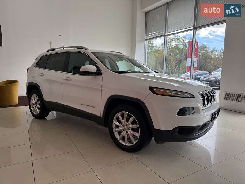 Внедорожник / Кроссовер Jeep Cherokee 2015 в Черновцах фото 23 Внедорожник / Кроссовер Jeep Cherokee 2015 в Черновцах