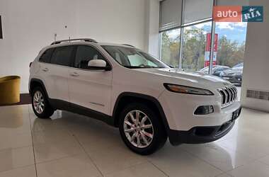 Позашляховик / Кросовер Jeep Cherokee 2015 в  фото 23 Позашляховик / Кросовер Jeep Cherokee 2015 в