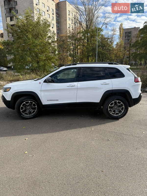 Внедорожник / Кроссовер Jeep Cherokee 2019 в Киеве фото 5 Внедорожник / Кроссовер Jeep Cherokee 2019 в Киеве