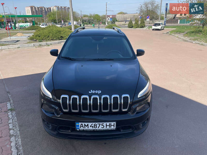 Внедорожник / Кроссовер Jeep Cherokee 2015 в Киеве фото 16 Внедорожник / Кроссовер Jeep Cherokee 2015 в Киеве