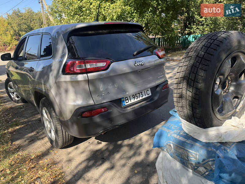 Внедорожник / Кроссовер Jeep Cherokee 2016 в Лубнах фото 6 Внедорожник / Кроссовер Jeep Cherokee 2016 в Лубнах