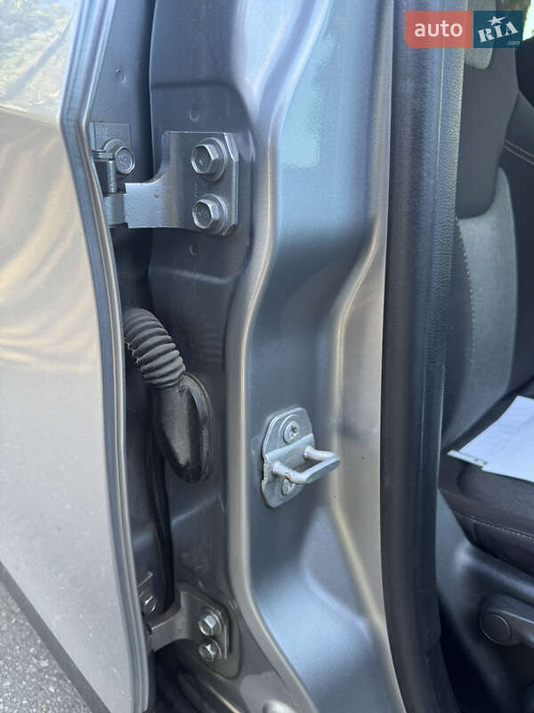 Внедорожник / Кроссовер Jeep Cherokee 2016 в Лубнах фото 14 Внедорожник / Кроссовер Jeep Cherokee 2016 в Лубнах