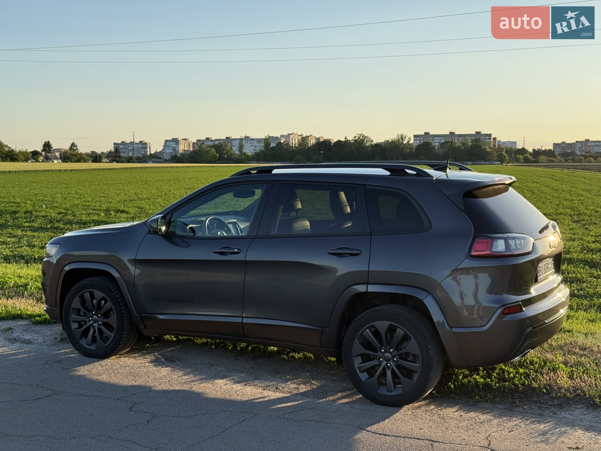 2019 Jeep Cherokee - мініатюра 17