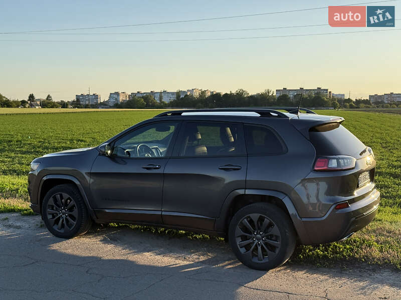 Позашляховик / Кросовер Jeep Cherokee 2019 в Полтаві фото 17 Позашляховик / Кросовер Jeep Cherokee 2019 в Полтаві