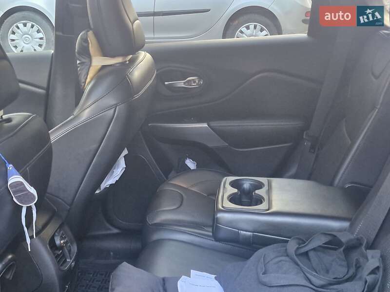 Внедорожник / Кроссовер Jeep Cherokee 2018 в Виннице