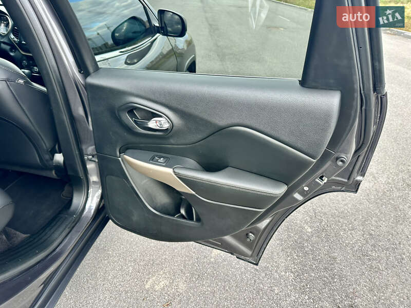 Позашляховик / Кросовер Jeep Cherokee 2017 в Вінниці фото 76 Позашляховик / Кросовер Jeep Cherokee 2017 в Вінниці