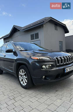 Позашляховик / Кросовер Jeep Cherokee 2014 в  фото 5 Позашляховик / Кросовер Jeep Cherokee 2014 в