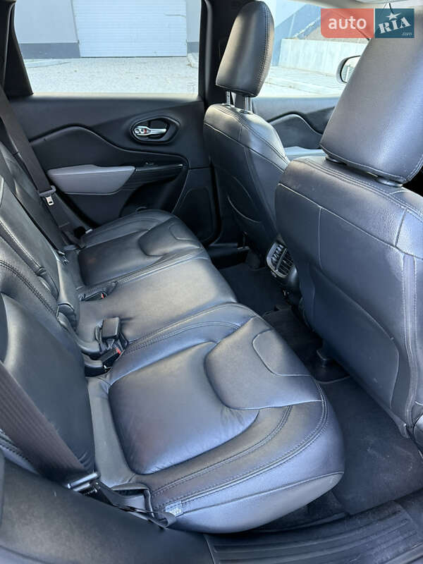 Внедорожник / Кроссовер Jeep Cherokee 2014 в Львове фото 20 Внедорожник / Кроссовер Jeep Cherokee 2014 в Львове