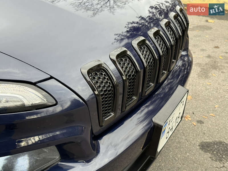Внедорожник / Кроссовер Jeep Cherokee 2014 в Днепре фото 37 Внедорожник / Кроссовер Jeep Cherokee 2014 в Днепре