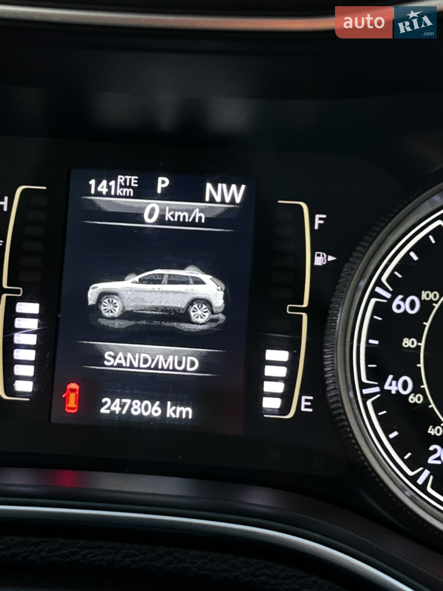 2019 Jeep Cherokee - мініатюра 28