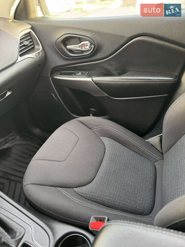 Внедорожник / Кроссовер Jeep Cherokee 2018 в Виннице фото 13 Внедорожник / Кроссовер Jeep Cherokee 2018 в Виннице