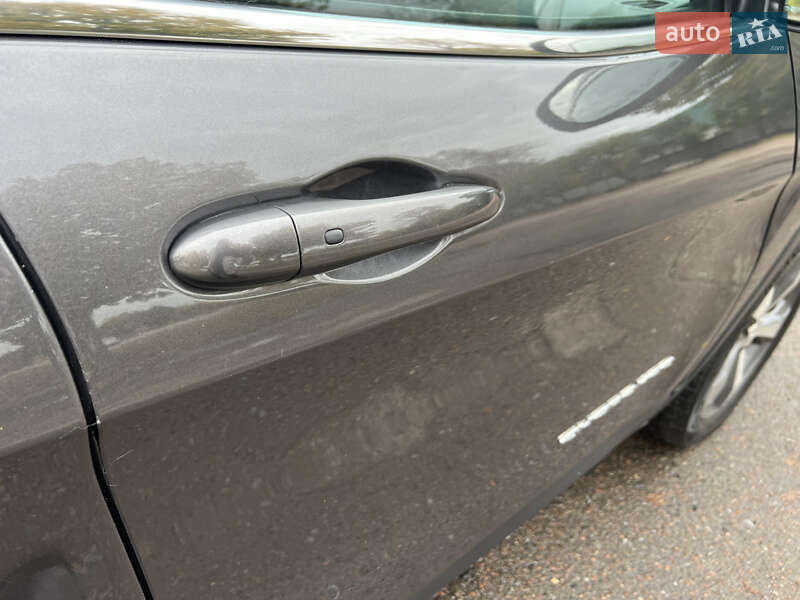 Внедорожник / Кроссовер Jeep Cherokee 2019 в Чернигове