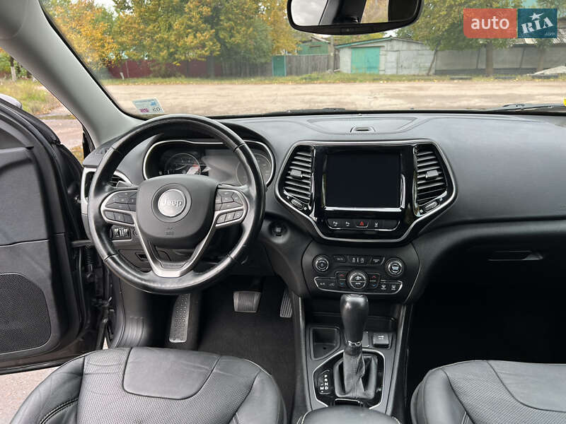 Внедорожник / Кроссовер Jeep Cherokee 2019 в Чернигове