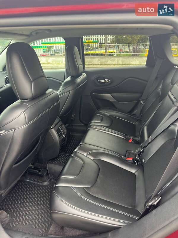 Внедорожник / Кроссовер Jeep Cherokee 2018 в Львове