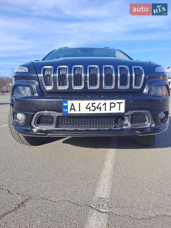 Внедорожник / Кроссовер Jeep Cherokee 2016 в Броварах