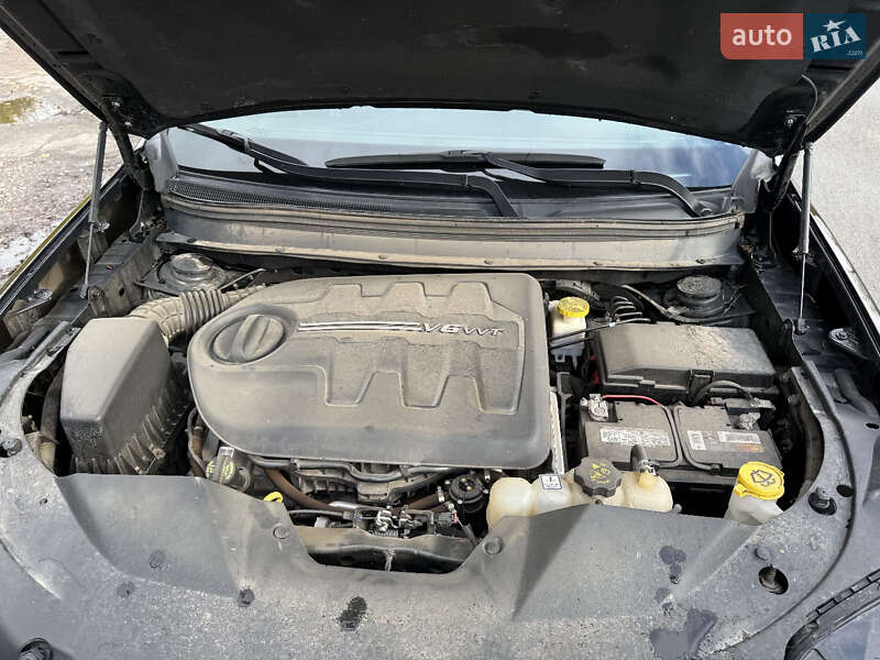 Внедорожник / Кроссовер Jeep Cherokee 2020 в Киеве