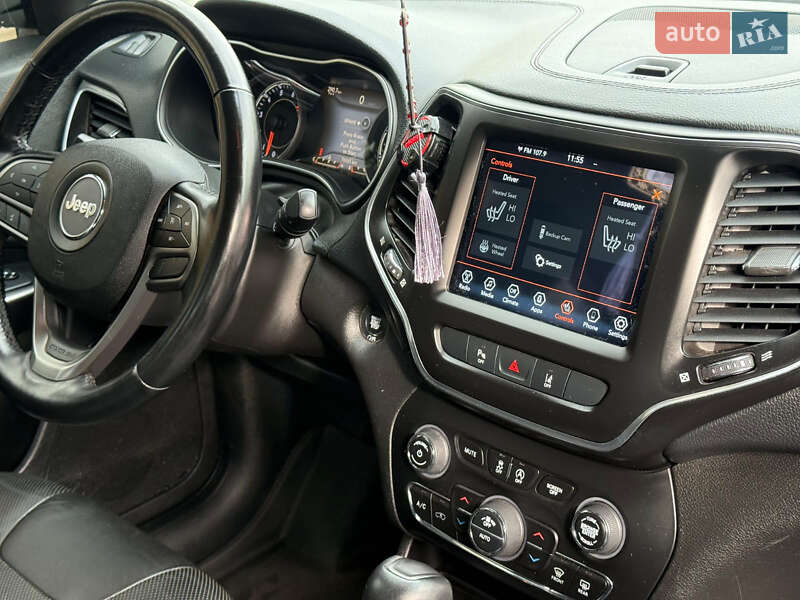 Внедорожник / Кроссовер Jeep Cherokee 2020 в Киеве