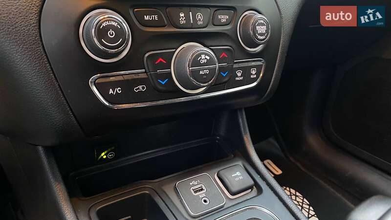 Внедорожник / Кроссовер Jeep Cherokee 2019 в Виннице фото 22 Внедорожник / Кроссовер Jeep Cherokee 2019 в Виннице