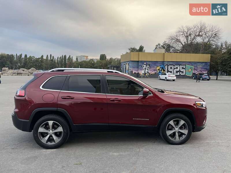 Внедорожник / Кроссовер Jeep Cherokee 2019 в Харькове фото 6 Внедорожник / Кроссовер Jeep Cherokee 2019 в Харькове