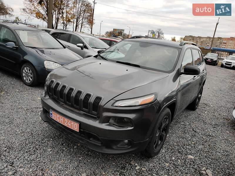 Внедорожник / Кроссовер Jeep Cherokee 2016 в Ровно