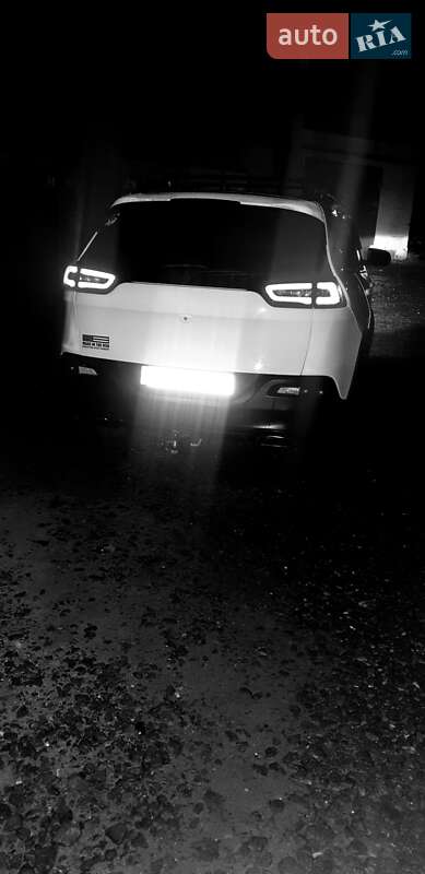 Внедорожник / Кроссовер Jeep Cherokee 2015 в Хмельницком фото 13 Внедорожник / Кроссовер Jeep Cherokee 2015 в Хмельницком