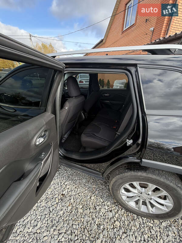 Внедорожник / Кроссовер Jeep Cherokee 2020 в Дергачах фото 8 Внедорожник / Кроссовер Jeep Cherokee 2020 в Дергачах