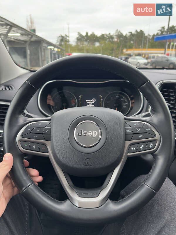 Позашляховик / Кросовер Jeep Cherokee 2021 в Києві