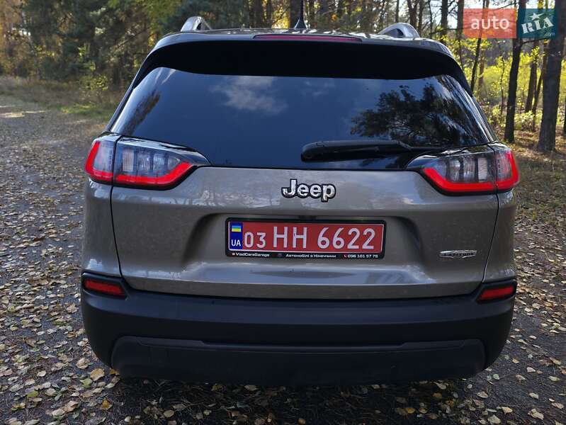 Внедорожник / Кроссовер Jeep Cherokee 2019 в Буче