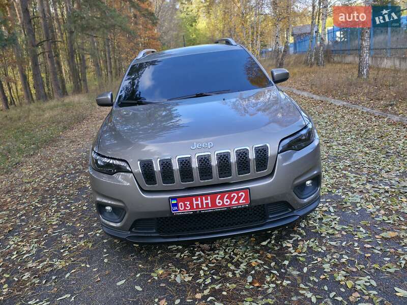 Внедорожник / Кроссовер Jeep Cherokee 2019 в Буче