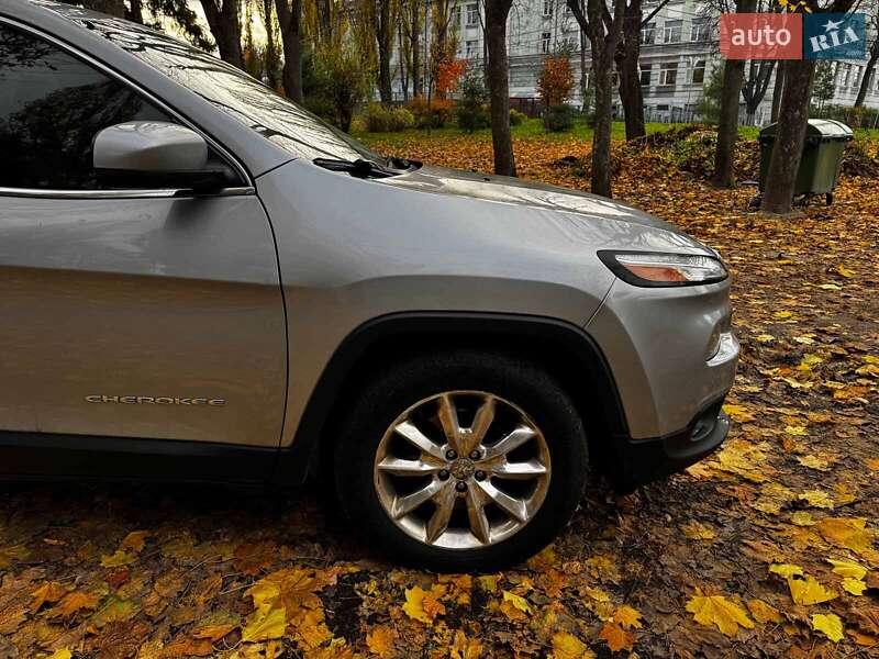 Внедорожник / Кроссовер Jeep Cherokee 2015 в Киеве фото 5 Внедорожник / Кроссовер Jeep Cherokee 2015 в Киеве