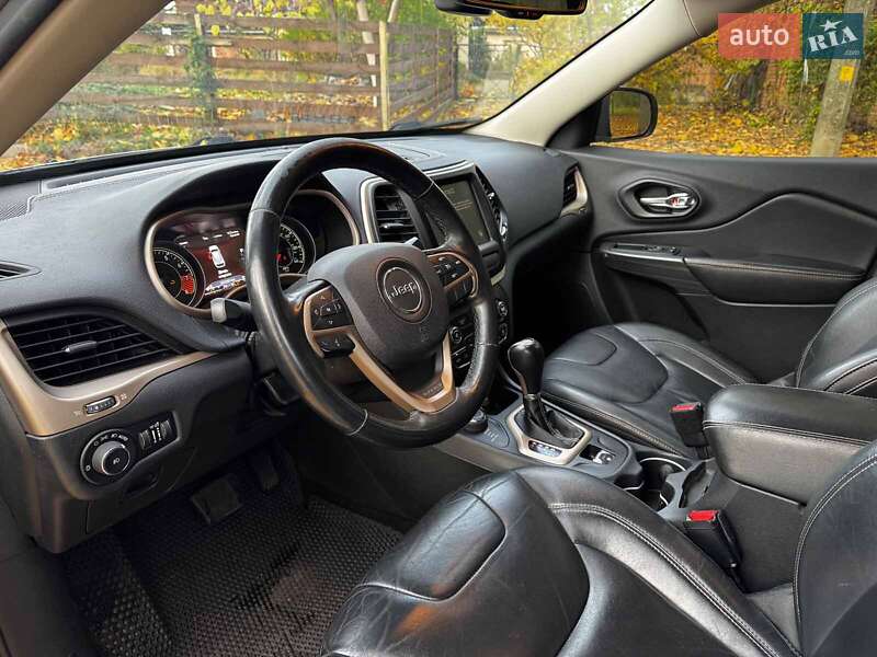 Внедорожник / Кроссовер Jeep Cherokee 2015 в Киеве фото 14 Внедорожник / Кроссовер Jeep Cherokee 2015 в Киеве