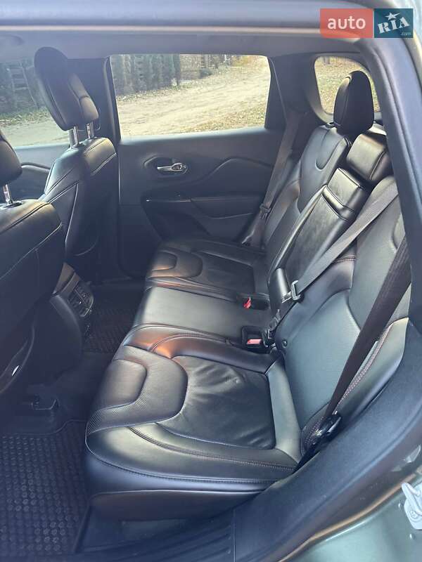 Позашляховик / Кросовер Jeep Cherokee 2018 в Львові
