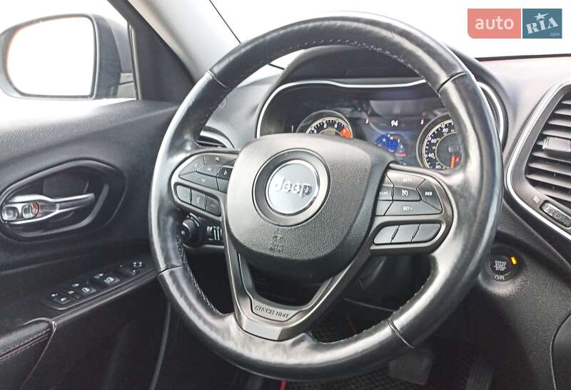 Внедорожник / Кроссовер Jeep Cherokee 2021 в Киеве фото 11 Внедорожник / Кроссовер Jeep Cherokee 2021 в Киеве
