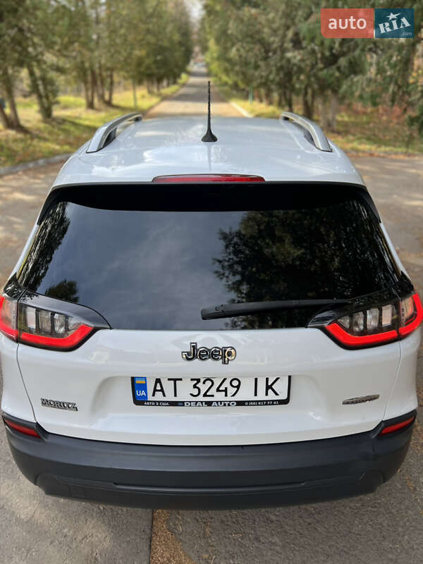 Внедорожник / Кроссовер Jeep Cherokee 2018 в Надворной фото 24 Внедорожник / Кроссовер Jeep Cherokee 2018 в Надворной