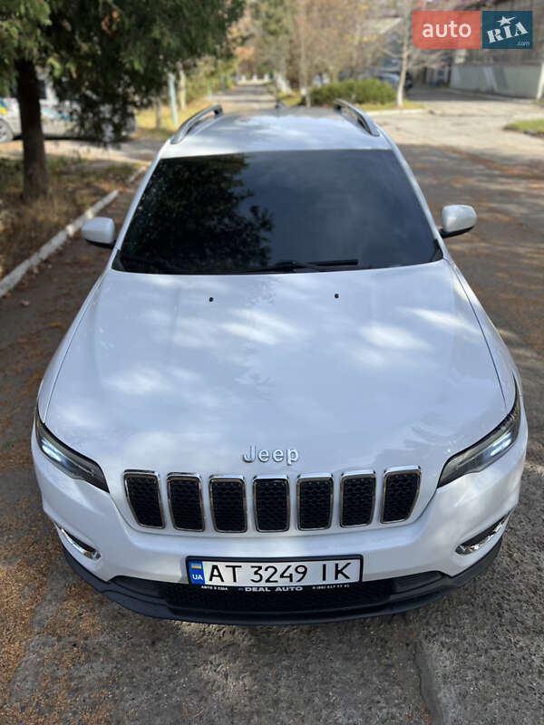 Внедорожник / Кроссовер Jeep Cherokee 2018 в Надворной фото 26 Внедорожник / Кроссовер Jeep Cherokee 2018 в Надворной