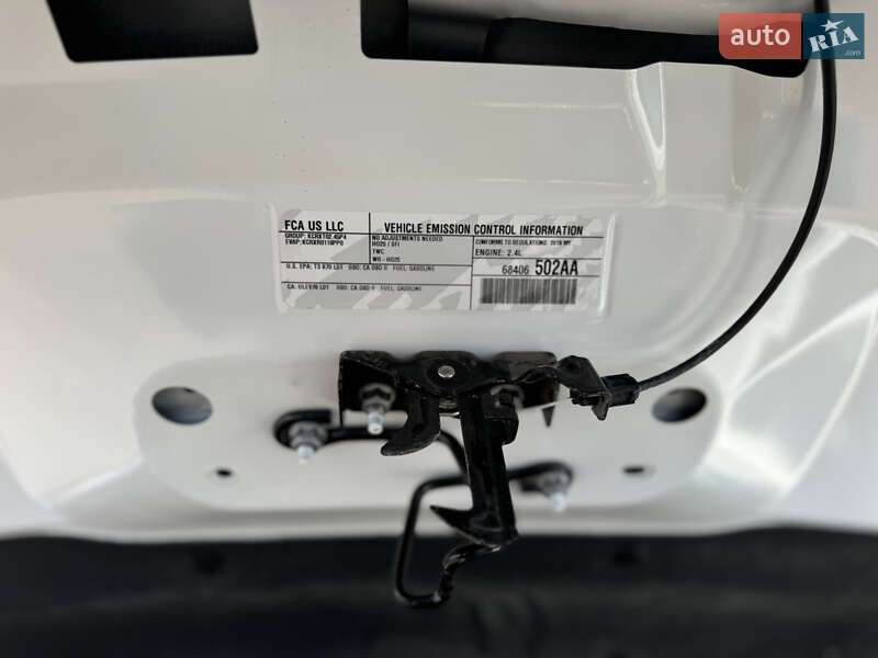 Внедорожник / Кроссовер Jeep Cherokee 2019 в Киеве фото 68 Внедорожник / Кроссовер Jeep Cherokee 2019 в Киеве