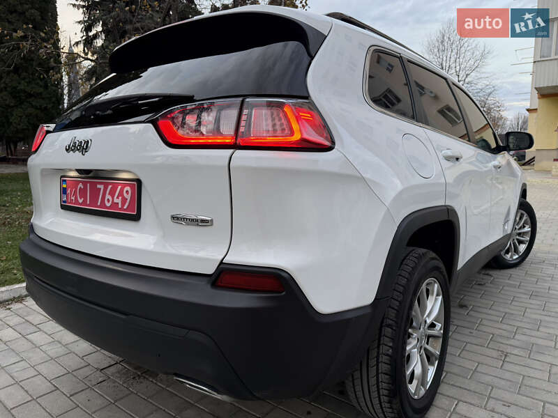 Внедорожник / Кроссовер Jeep Cherokee 2023 в Каменец-Подольском