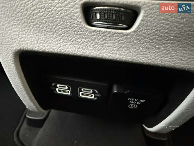 Внедорожник / Кроссовер Jeep Cherokee 2023 в Каменец-Подольском