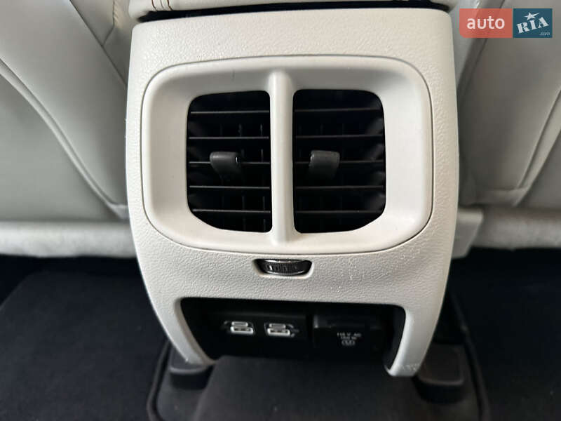 Внедорожник / Кроссовер Jeep Cherokee 2023 в Каменец-Подольском