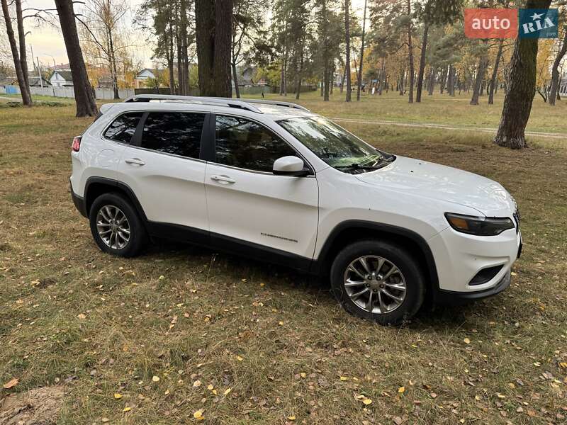 Внедорожник / Кроссовер Jeep Cherokee 2019 в Чернигове