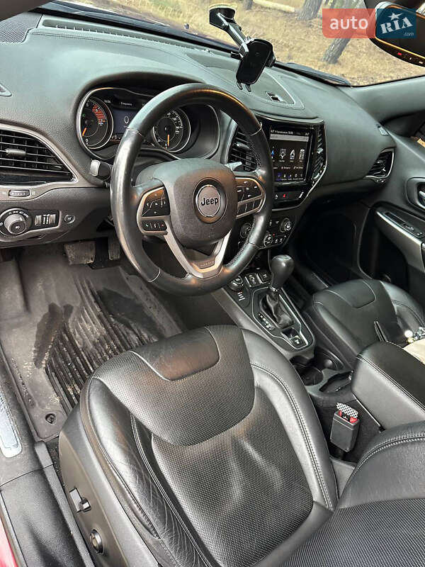 Внедорожник / Кроссовер Jeep Cherokee 2019 в Полтаве фото 16 Внедорожник / Кроссовер Jeep Cherokee 2019 в Полтаве