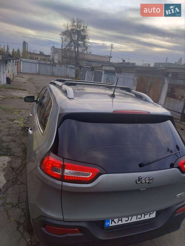 Внедорожник / Кроссовер Jeep Cherokee 2015 в Киеве фото 2 Внедорожник / Кроссовер Jeep Cherokee 2015 в Киеве