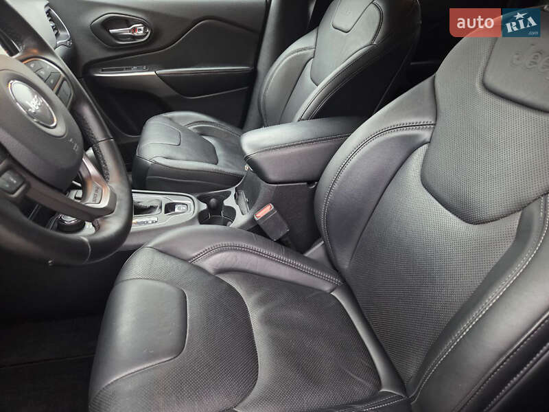 Внедорожник / Кроссовер Jeep Cherokee 2021 в Киеве фото 3 Внедорожник / Кроссовер Jeep Cherokee 2021 в Киеве